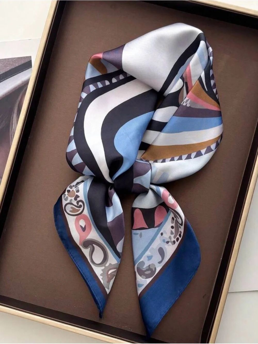 Multicolor Geometric Scarf M833